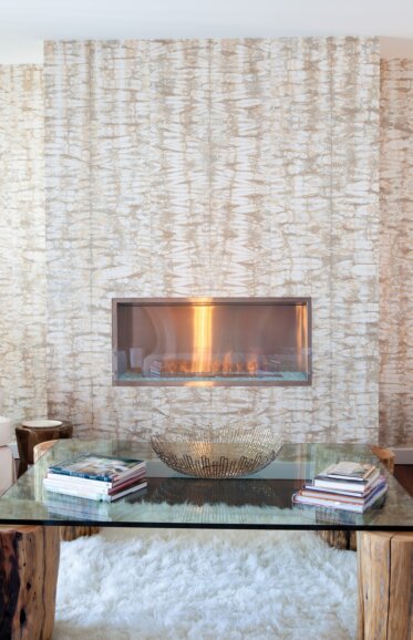  W Residence - Fireplace inserts
