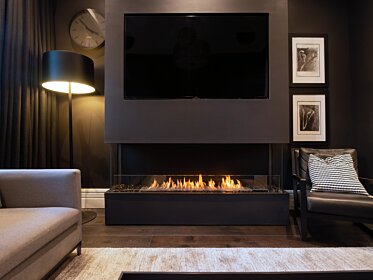 Private Residence - Bay corner fireplaces